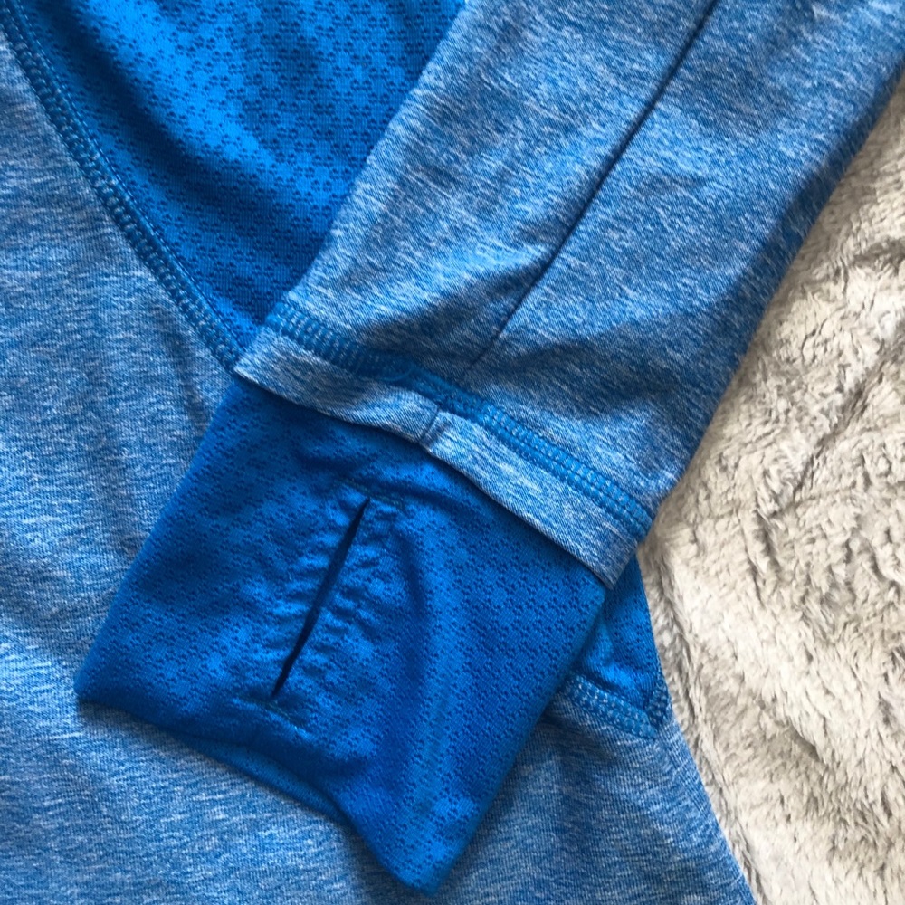 C9 pullover - Picture 3 of 4